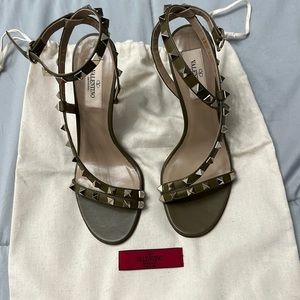 Valentino rock stud sandal size 36 olive